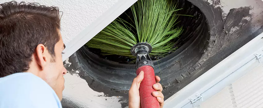 Clogged Air Duct Cleaning Process in Sherbrooke, QC